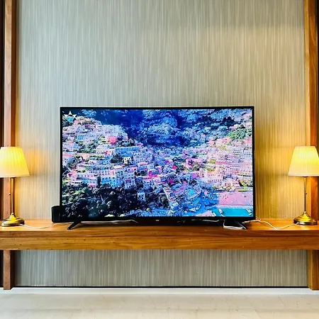 Tropicana The Residence Klcc By Sky World Kuala Lumpur Luaran gambar