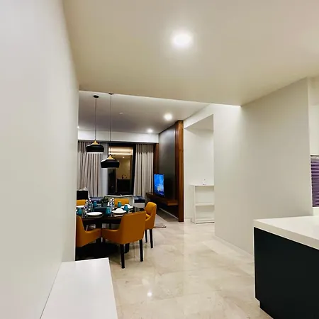 Tropicana The Residence Klcc By Sky World Kuala Lumpur Luaran gambar